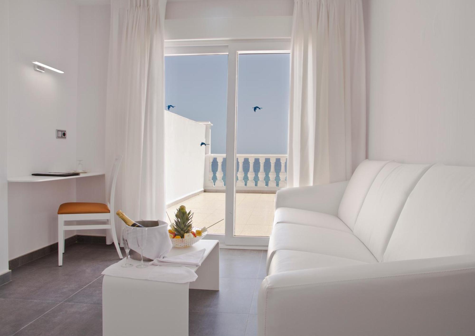 Hotel Los Delfines La Manga del Mar Menor Esterno foto